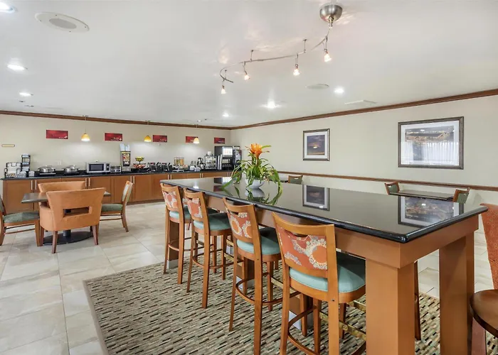 Best Western Plus Atrium Inn